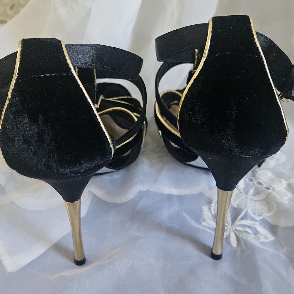 Stuart Weitzman Black Suede Strappy Heels with Gold Edge - Picture 4 of 5